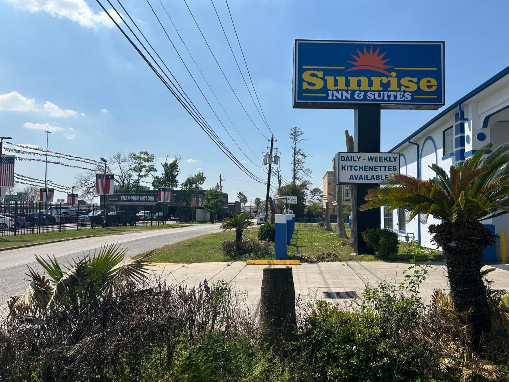 Sunrise Inn & Suites Channelview Exterior photo